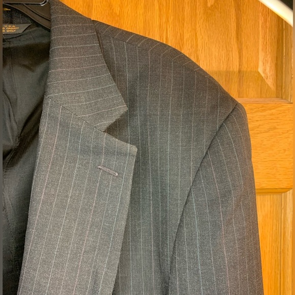 OAKTON LTD VINTAGE PINSTRIPE BLAZER Charcoal Gray 100% Wool Size 48XT Two Button - Picture 3 of 10